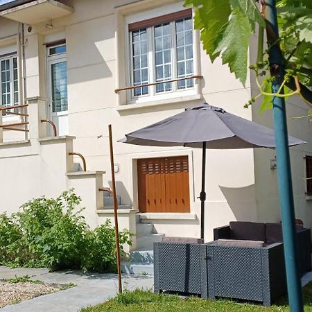 Metro - Sac A Dos - Dodo Chez Leontine 2 Ch Parking Wifi Fo Colombes (Hauts-de-Seine) Exterior foto